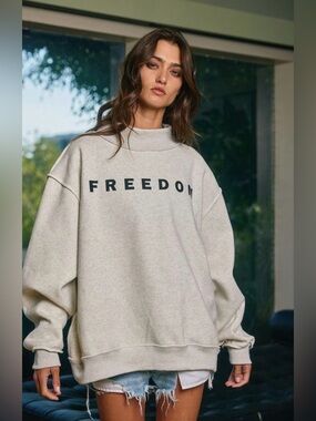 Bucket List Mock Neck Sweatshirt - Size - M/L